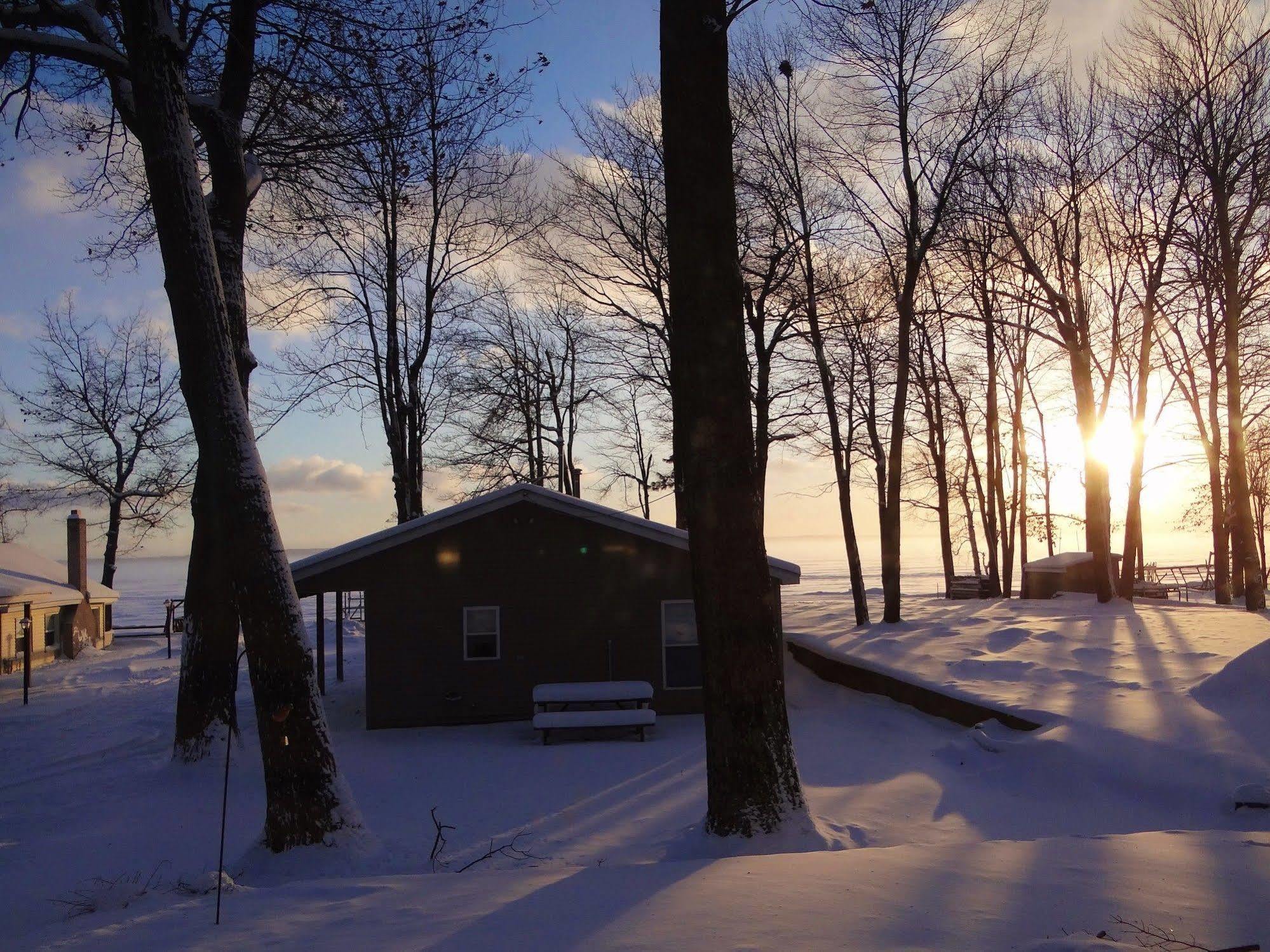 Sunset Resort Prudenville 外观 照片