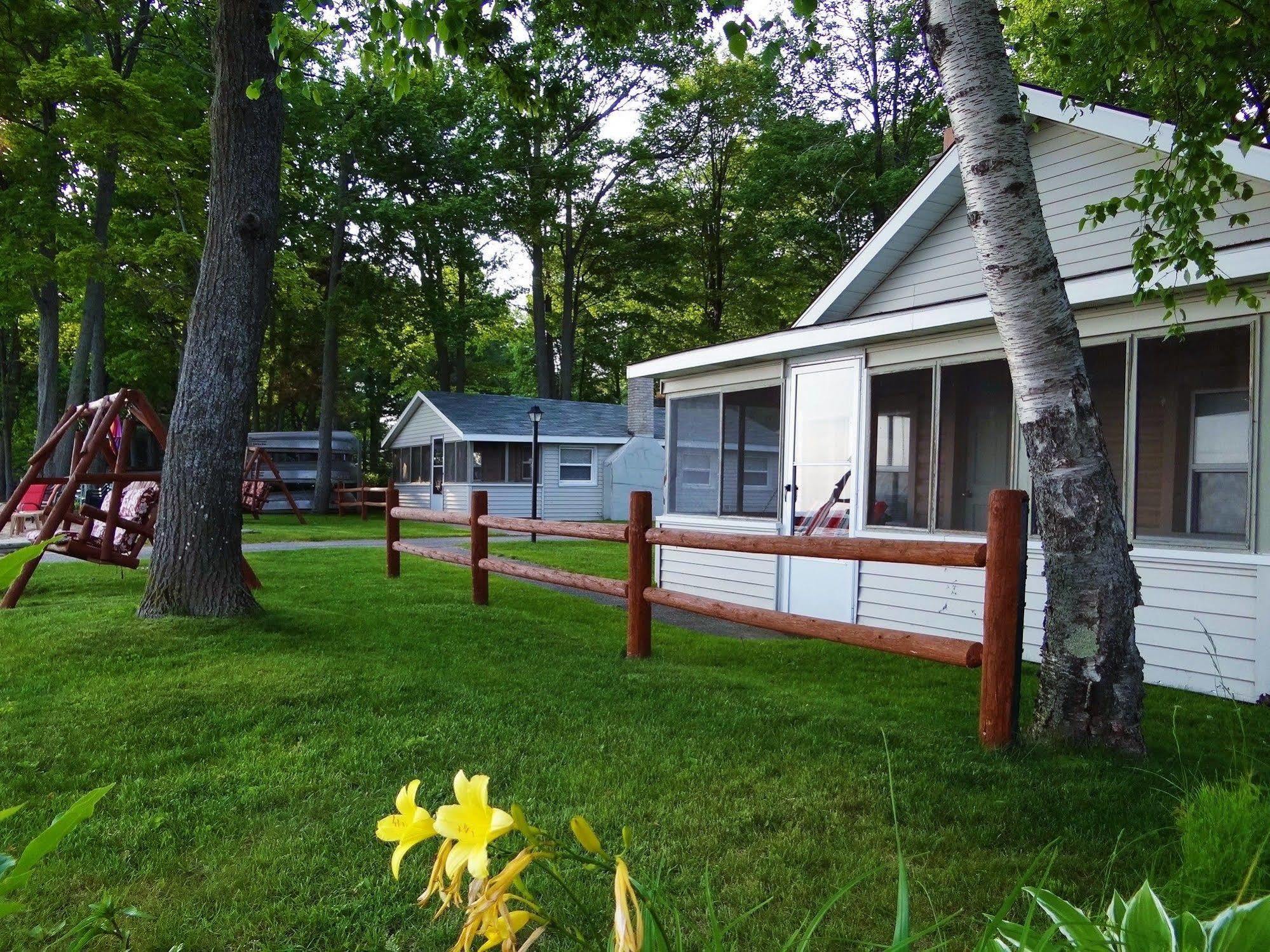 Sunset Resort Prudenville 外观 照片
