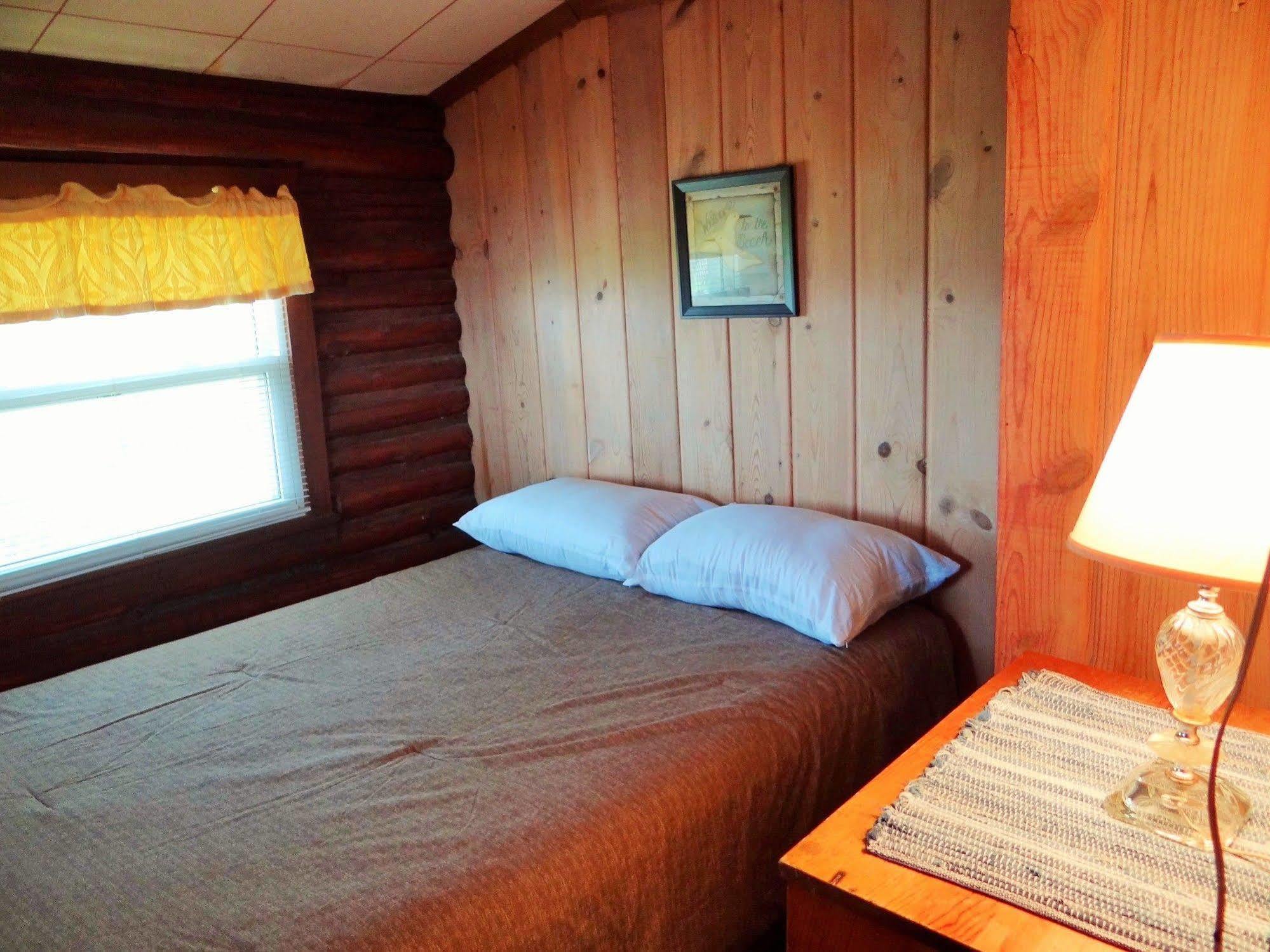 Sunset Resort Prudenville 外观 照片