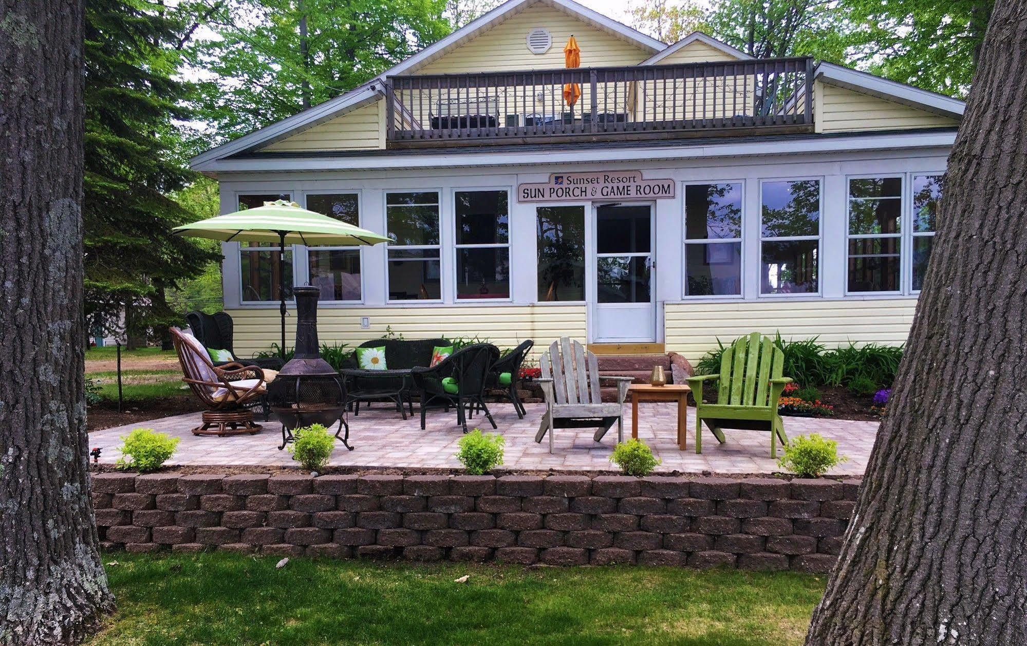 Sunset Resort Prudenville 外观 照片